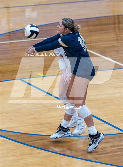 Thumbnail 2 in Yorktown vs. Cathedral (IHSAA 4A Regional Semi-final playoff) photogallery.
