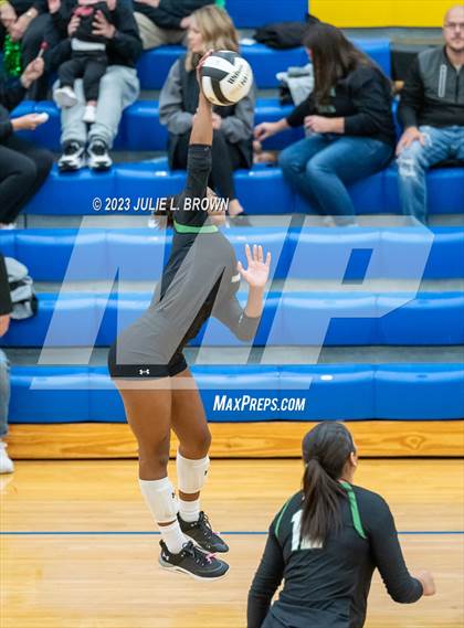 Thumbnail 3 in Yorktown vs. Cathedral (IHSAA 4A Regional Semi-final playoff) photogallery.
