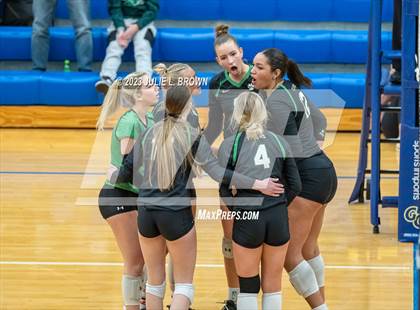 Thumbnail 2 in Yorktown vs. Cathedral (IHSAA 4A Regional Semi-final playoff) photogallery.