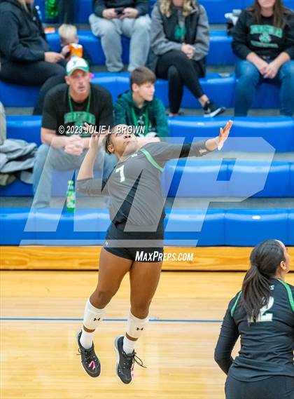 Thumbnail 3 in Yorktown vs. Cathedral (IHSAA 4A Regional Semi-final playoff) photogallery.