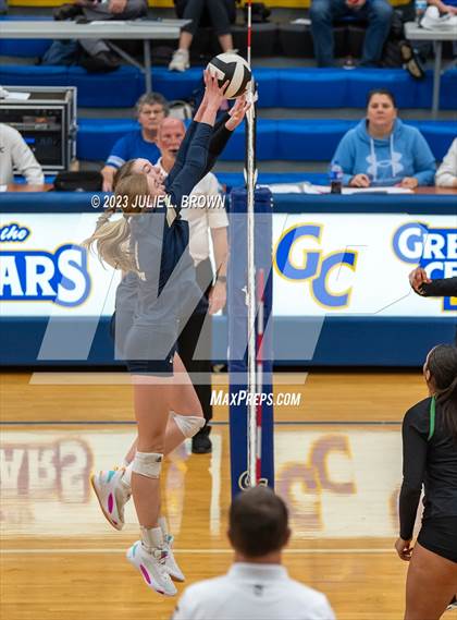Thumbnail 2 in Yorktown vs. Cathedral (IHSAA 4A Regional Semi-final playoff) photogallery.