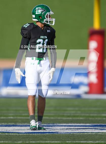 Thumbnail 3 in Delta vs. Sterling (CHSAA 2A Final) photogallery.