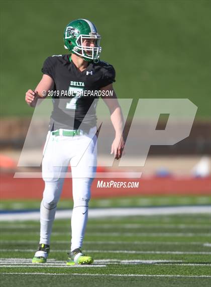 Thumbnail 3 in Delta vs. Sterling (CHSAA 2A Final) photogallery.
