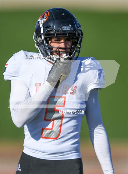 Thumbnail 1 in Delta vs. Sterling (CHSAA 2A Final) photogallery.