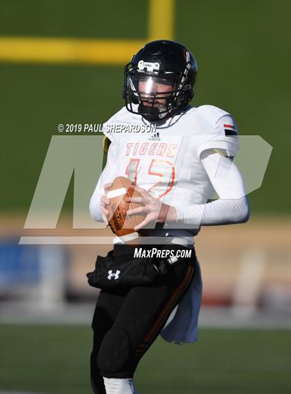 Thumbnail 2 in Delta vs. Sterling (CHSAA 2A Final) photogallery.
