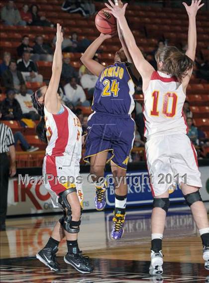 Thumbnail 3 in St. Francis vs Armijo (CIF SJS D1 Semifinals) photogallery.