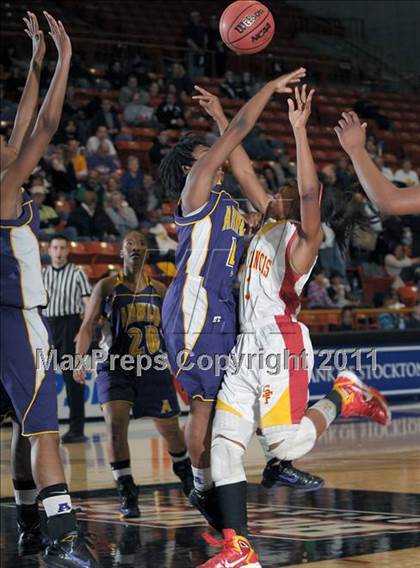Thumbnail 1 in St. Francis vs Armijo (CIF SJS D1 Semifinals) photogallery.