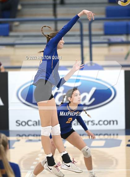 Thumbnail 2 in Nordhoff vs. Pacifica Christian/Orange County (CIF-SS D7 Final) photogallery.