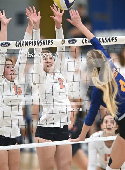 Thumbnail 3 in Nordhoff vs. Pacifica Christian/Orange County (CIF-SS D7 Final) photogallery.
