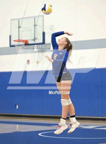 Thumbnail 2 in Nordhoff vs. Pacifica Christian/Orange County (CIF-SS D7 Final) photogallery.