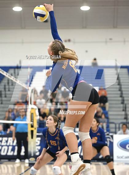 Thumbnail 2 in Nordhoff vs. Pacifica Christian/Orange County (CIF-SS D7 Final) photogallery.