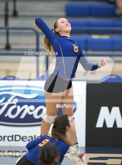 Thumbnail 2 in Nordhoff vs. Pacifica Christian/Orange County (CIF-SS D7 Final) photogallery.