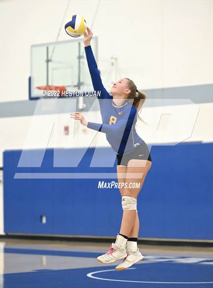 Thumbnail 3 in Nordhoff vs. Pacifica Christian/Orange County (CIF-SS D7 Final) photogallery.