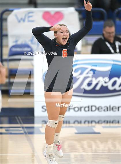 Thumbnail 3 in Nordhoff vs. Pacifica Christian/Orange County (CIF-SS D7 Final) photogallery.