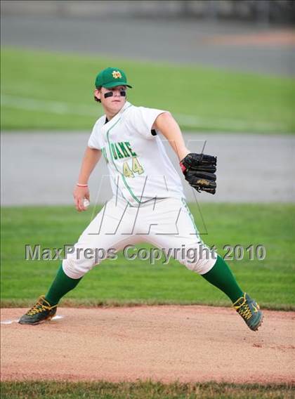 Thumbnail 2 in Sheehan vs. Notre Dame-West Haven (CIAC Class L Final) photogallery.
