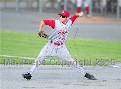 Thumbnail 2 in Sheehan vs. Notre Dame-West Haven (CIAC Class L Final) photogallery.