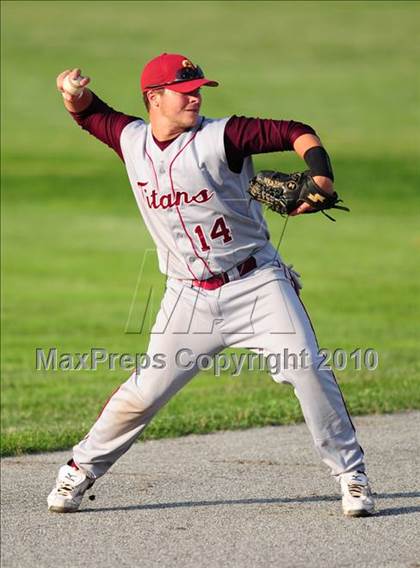 Thumbnail 3 in Sheehan vs. Notre Dame-West Haven (CIAC Class L Final) photogallery.