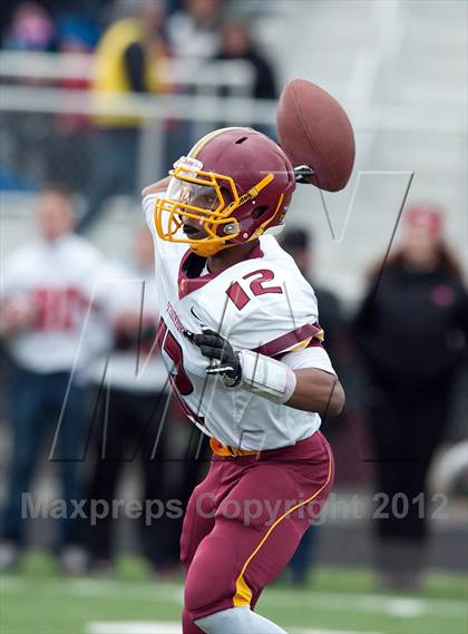 Thumbnail 3 in Schaumburg vs. Palatine photogallery.