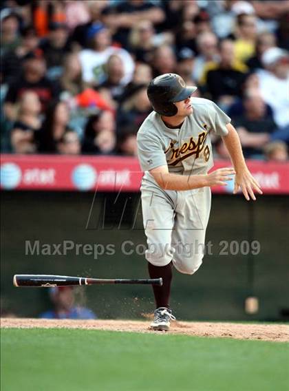 Thumbnail 3 in Huntington Beach vs. Crespi (CIF SS D2 Final) photogallery.