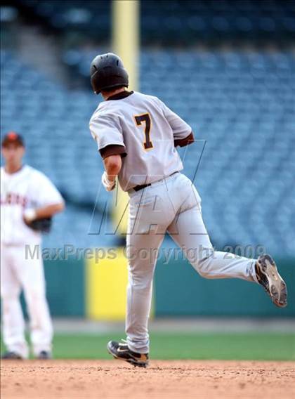 Thumbnail 3 in Huntington Beach vs. Crespi (CIF SS D2 Final) photogallery.