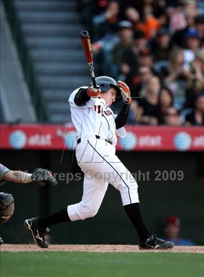 Thumbnail 2 in Huntington Beach vs. Crespi (CIF SS D2 Final) photogallery.