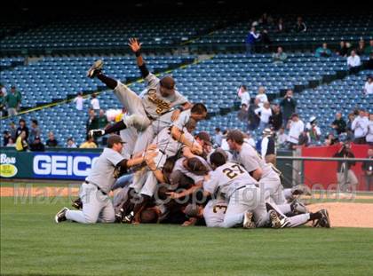 Thumbnail 2 in Huntington Beach vs. Crespi (CIF SS D2 Final) photogallery.