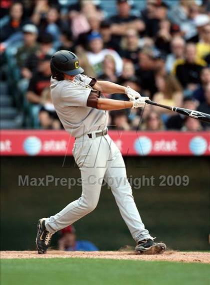 Thumbnail 3 in Huntington Beach vs. Crespi (CIF SS D2 Final) photogallery.