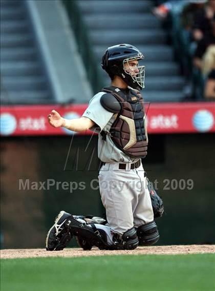 Thumbnail 2 in Huntington Beach vs. Crespi (CIF SS D2 Final) photogallery.