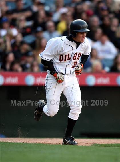Thumbnail 1 in Huntington Beach vs. Crespi (CIF SS D2 Final) photogallery.
