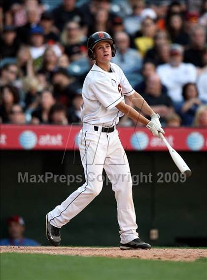 Thumbnail 1 in Huntington Beach vs. Crespi (CIF SS D2 Final) photogallery.