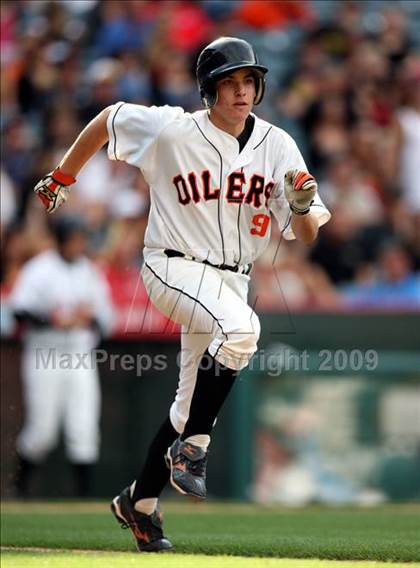 Thumbnail 1 in Huntington Beach vs. Crespi (CIF SS D2 Final) photogallery.
