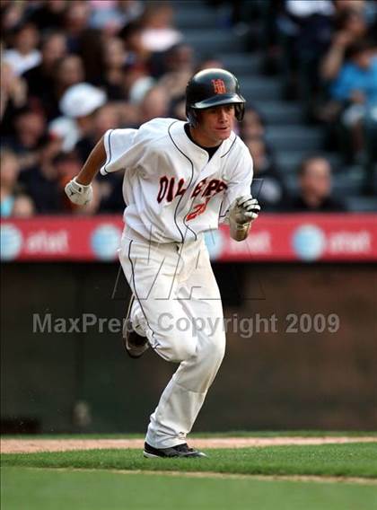 Thumbnail 2 in Huntington Beach vs. Crespi (CIF SS D2 Final) photogallery.