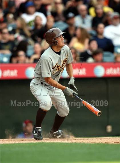 Thumbnail 2 in Huntington Beach vs. Crespi (CIF SS D2 Final) photogallery.