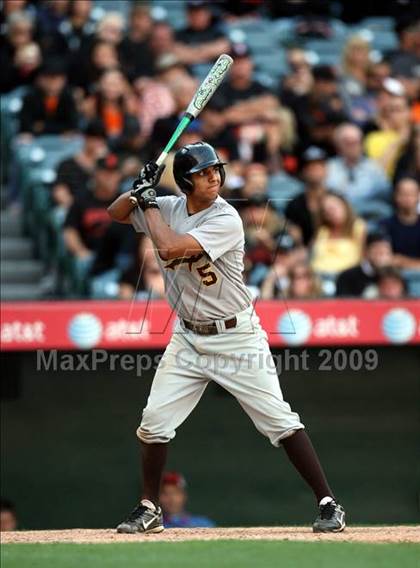 Thumbnail 2 in Huntington Beach vs. Crespi (CIF SS D2 Final) photogallery.