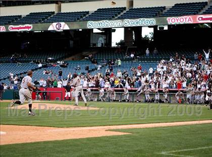 Thumbnail 2 in Huntington Beach vs. Crespi (CIF SS D2 Final) photogallery.