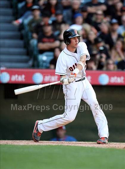 Thumbnail 2 in Huntington Beach vs. Crespi (CIF SS D2 Final) photogallery.