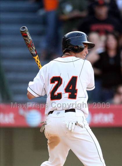 Thumbnail 3 in Huntington Beach vs. Crespi (CIF SS D2 Final) photogallery.
