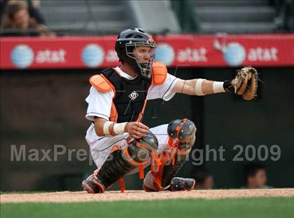 Thumbnail 3 in Huntington Beach vs. Crespi (CIF SS D2 Final) photogallery.