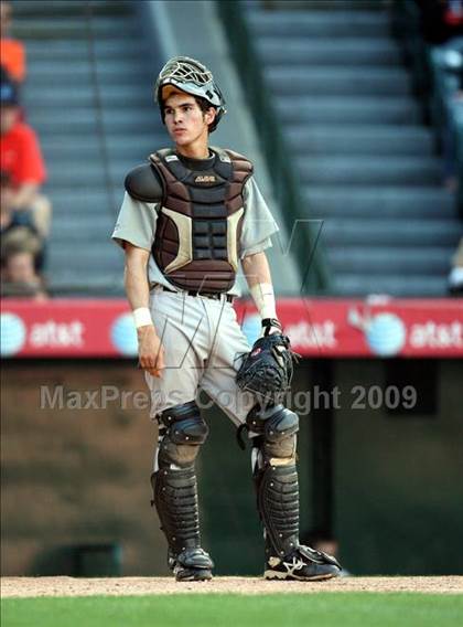 Thumbnail 2 in Huntington Beach vs. Crespi (CIF SS D2 Final) photogallery.