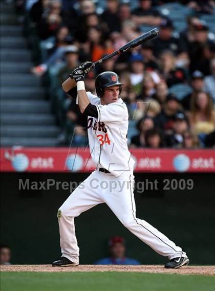 Thumbnail 2 in Huntington Beach vs. Crespi (CIF SS D2 Final) photogallery.
