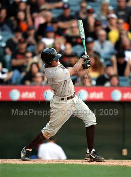 Thumbnail 2 in Huntington Beach vs. Crespi (CIF SS D2 Final) photogallery.