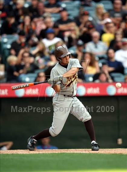Thumbnail 1 in Huntington Beach vs. Crespi (CIF SS D2 Final) photogallery.