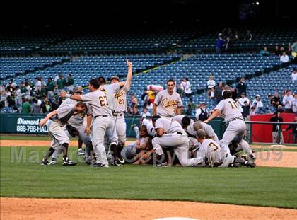 Thumbnail 1 in Huntington Beach vs. Crespi (CIF SS D2 Final) photogallery.