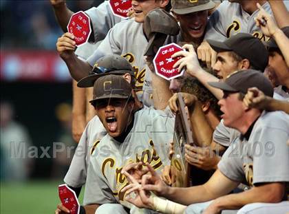 Thumbnail 2 in Huntington Beach vs. Crespi (CIF SS D2 Final) photogallery.