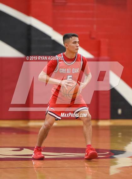 Thumbnail 1 in Great Oak vs. Westminster photogallery.