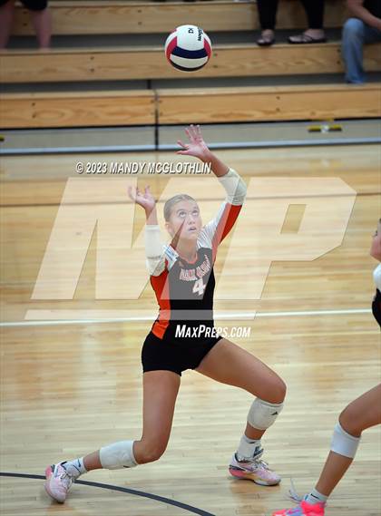 Thumbnail 3 in Greenview @ Illini Bluffs photogallery.
