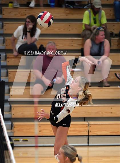 Thumbnail 2 in Greenview @ Illini Bluffs photogallery.