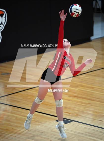 Thumbnail 2 in Greenview @ Illini Bluffs photogallery.