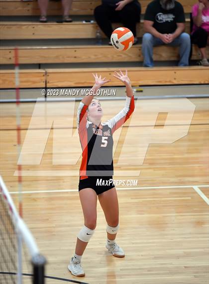 Thumbnail 1 in Greenview @ Illini Bluffs photogallery.