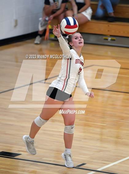 Thumbnail 1 in Greenview @ Illini Bluffs photogallery.